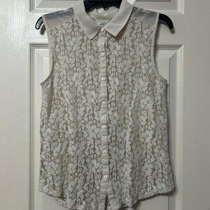 Kimchi Blue cream lace embroidered sheer collared blouse #urbanoutfitters #bdg